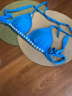 Hollister Push-Up Blue Bikini Top Button Detail Halter Tie Size M